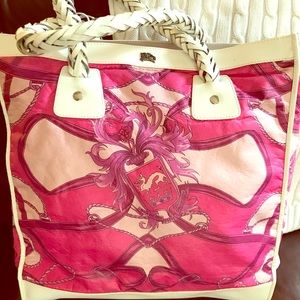 Burberry tote